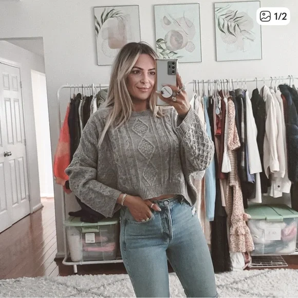 Princess Polly gray oversized cropped sweater NWT - Picture 2 of 5